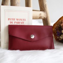 Petite Maroquinerie | JULES & JENN Pochette Enveloppe Upcycle Fonce Rouge