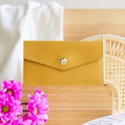 Petite Maroquinerie | JULES & JENN Pochette Enveloppe Upcycle Moutarde Jaune Moutarde