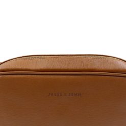 Petite Maroquinerie | JULES & JENN Trousse De Toilette Cuir Grave Cognac